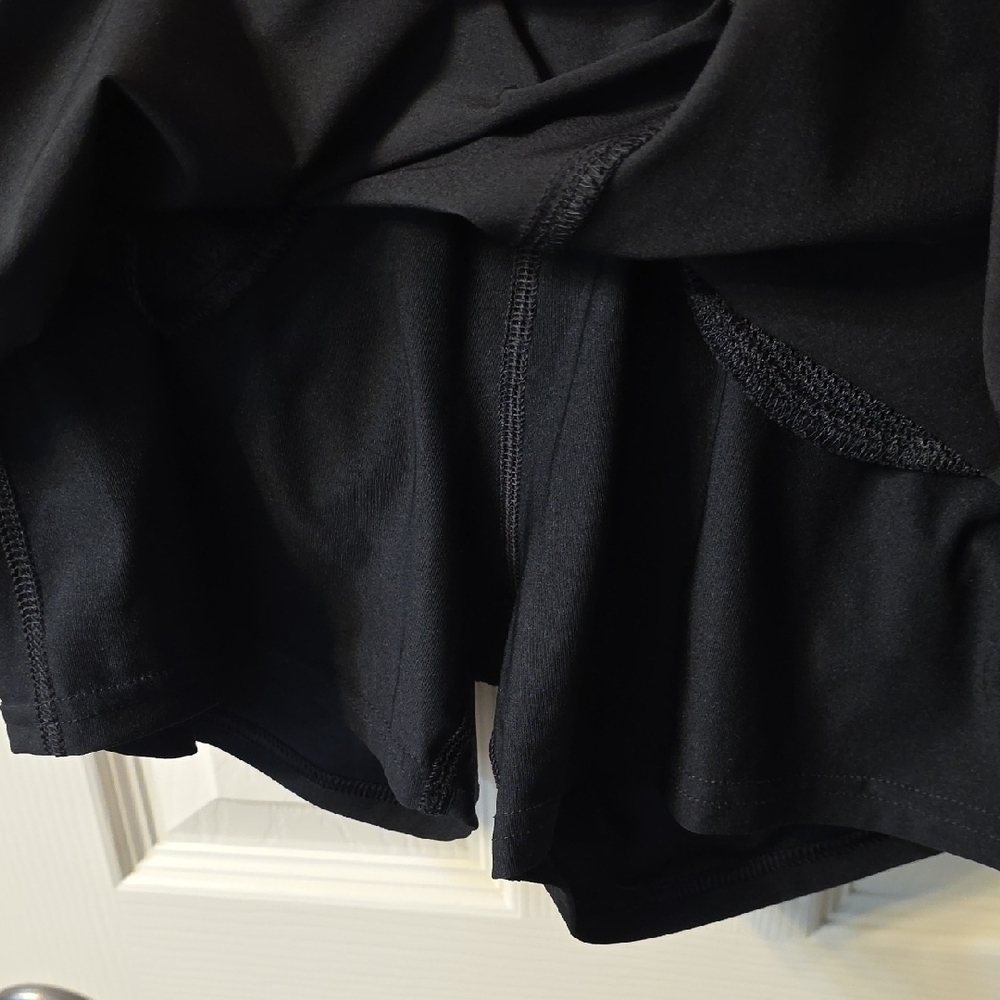 Eddie Bauer Women's Black Skirt - Picture 3 of 5